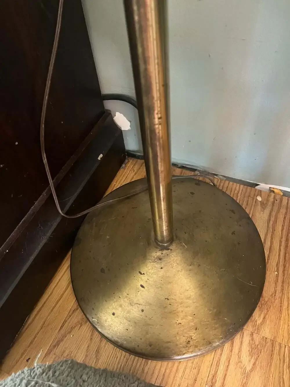 Vintage 3-Light Brass Floor Lamp with Floral Hurricane Glass Shades